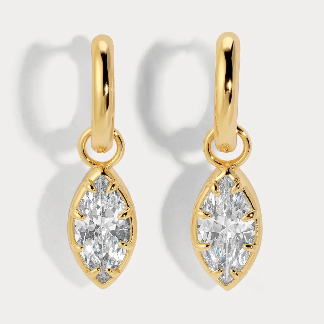 Lili Claspe, Cleo Earrings