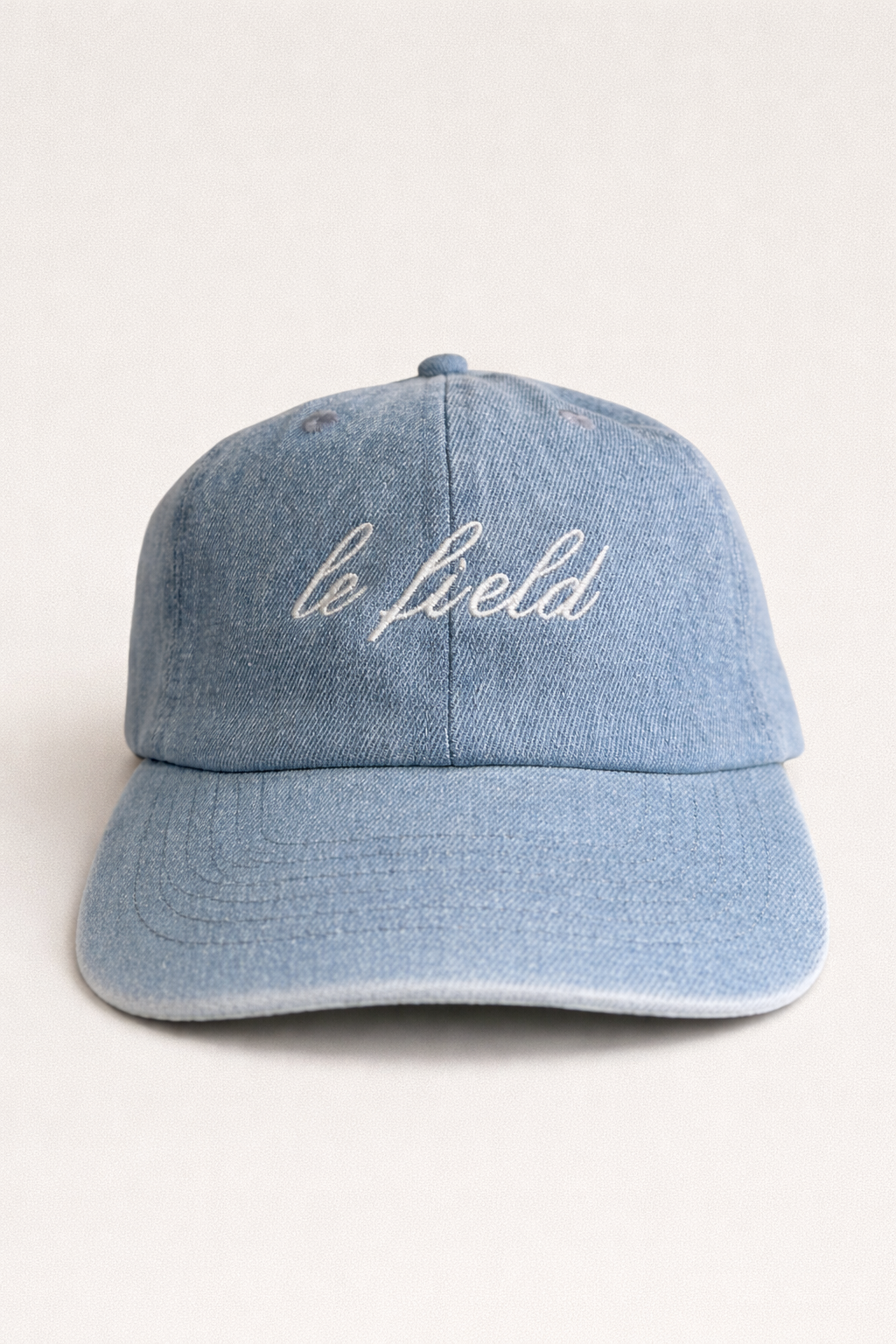 le field, The Denim Hat