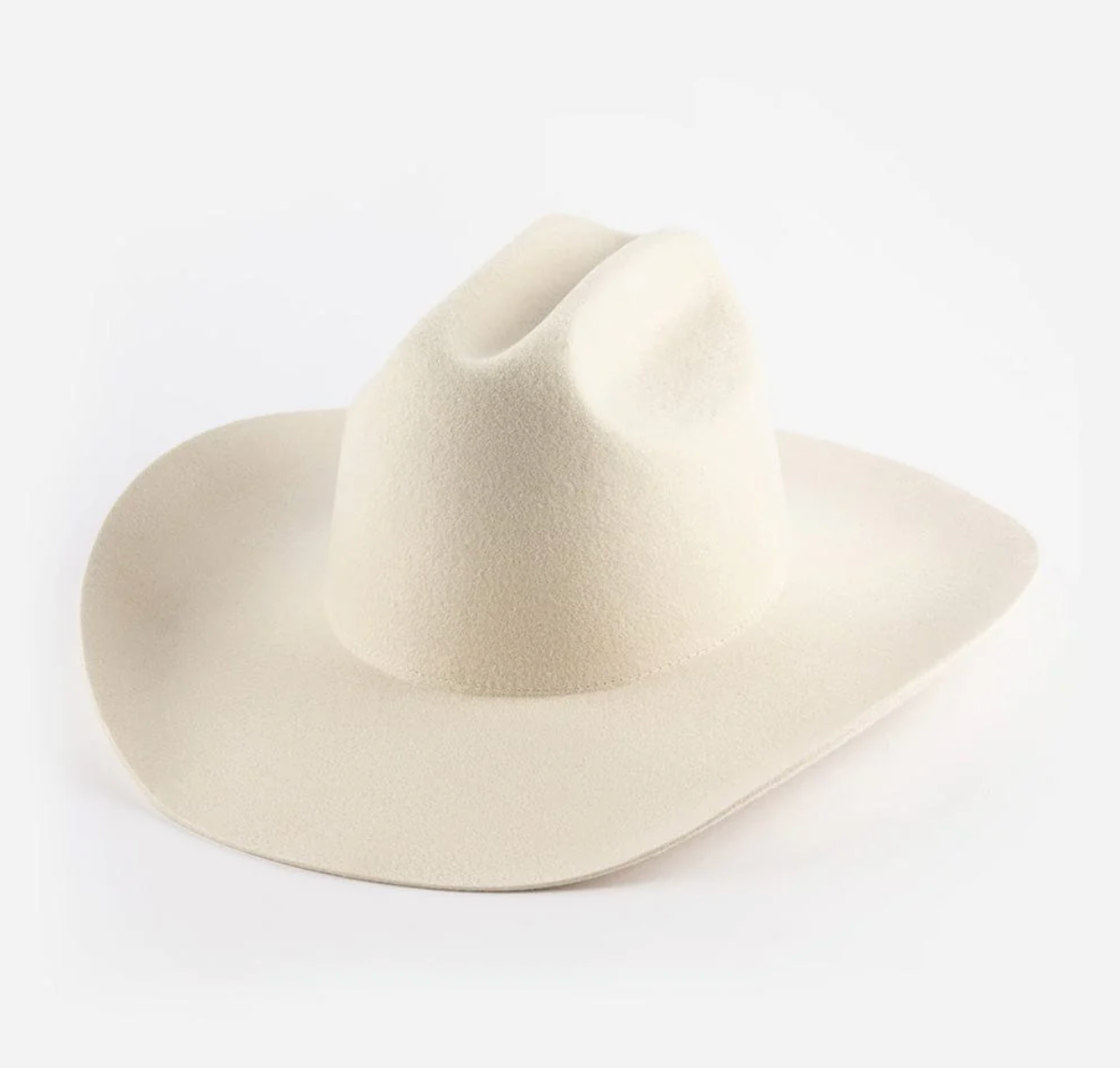 Gigi Pip, Teddy Cattleman