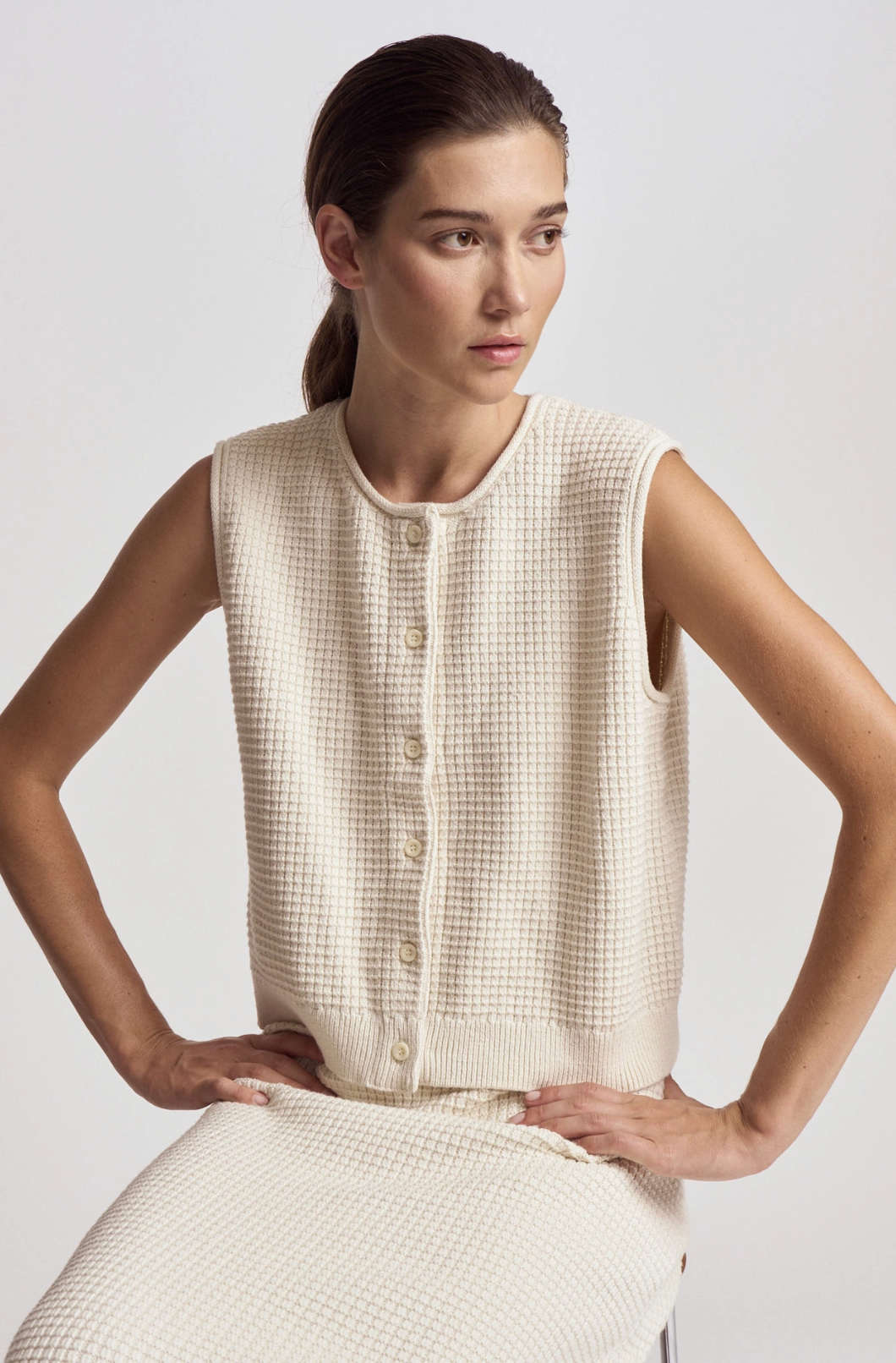 le field, The Cassie Vest