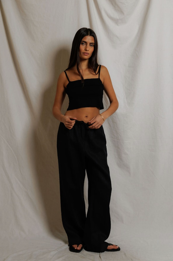 PWT, Lorana Pant