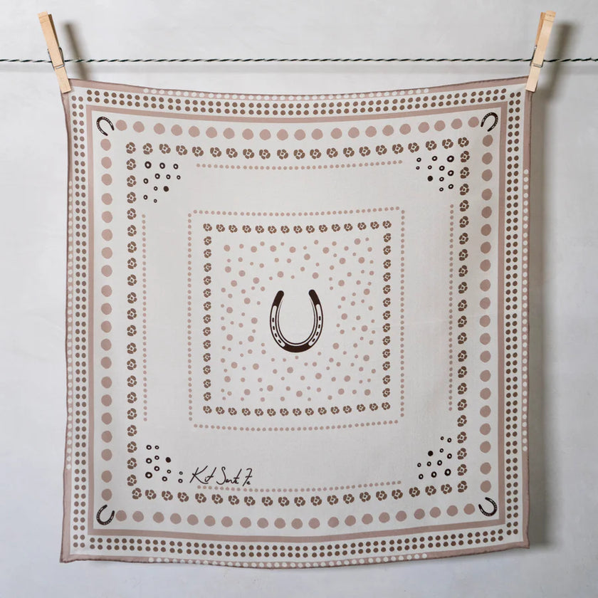 Kit Santa Fe, Horseshoe Bandana
