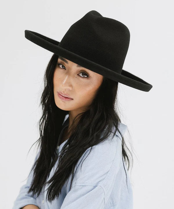 Gigi Pip, Maude Pencil Brim, Black