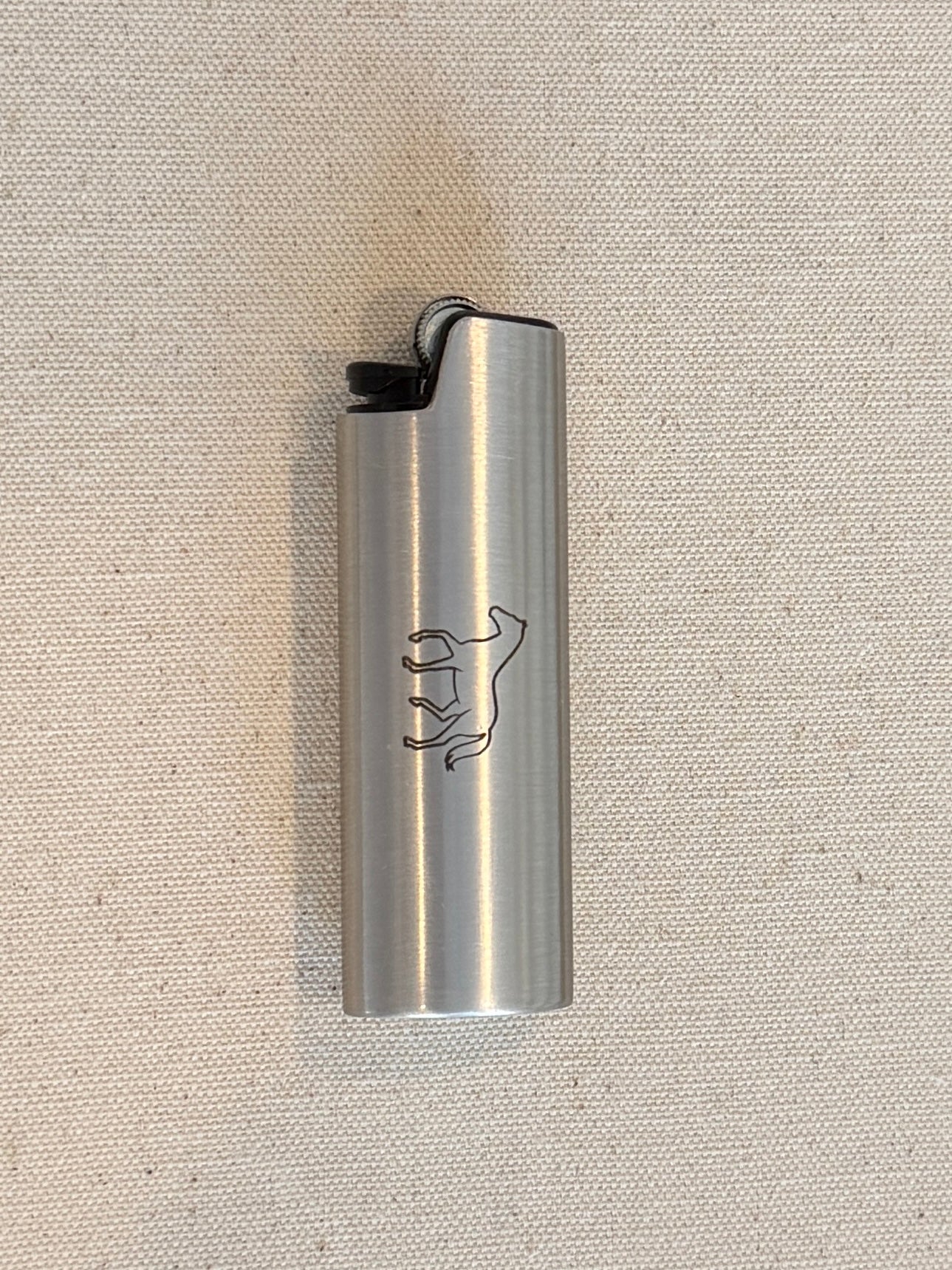 AR, Signature Lighter