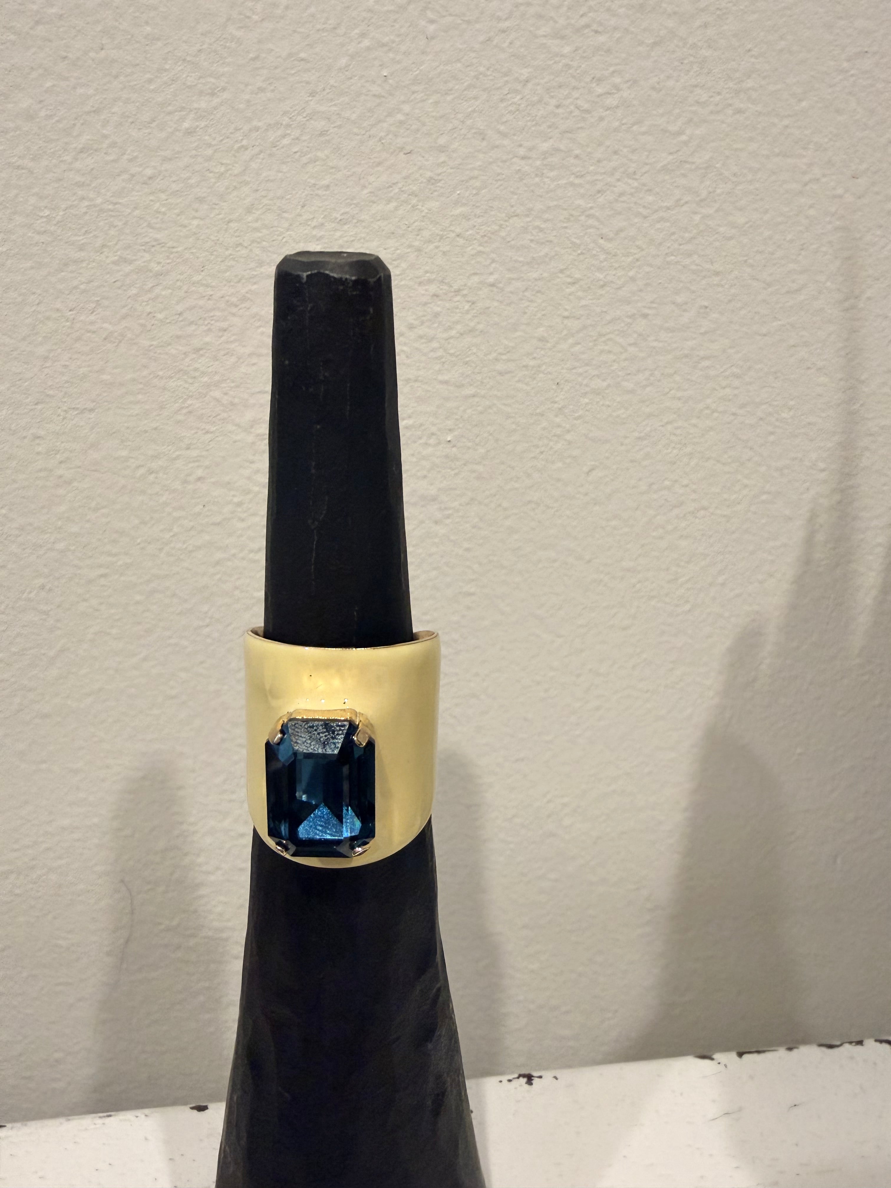 Tova, Roddy Enamel Ring