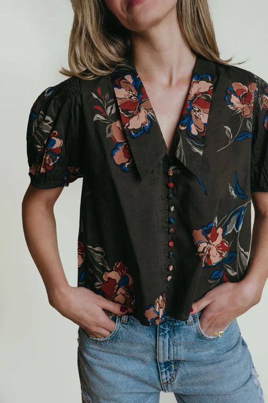 Laroque, Nadia Top