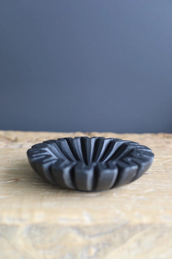 Luxe B Co., Marble Fluted Scalloped Bowl