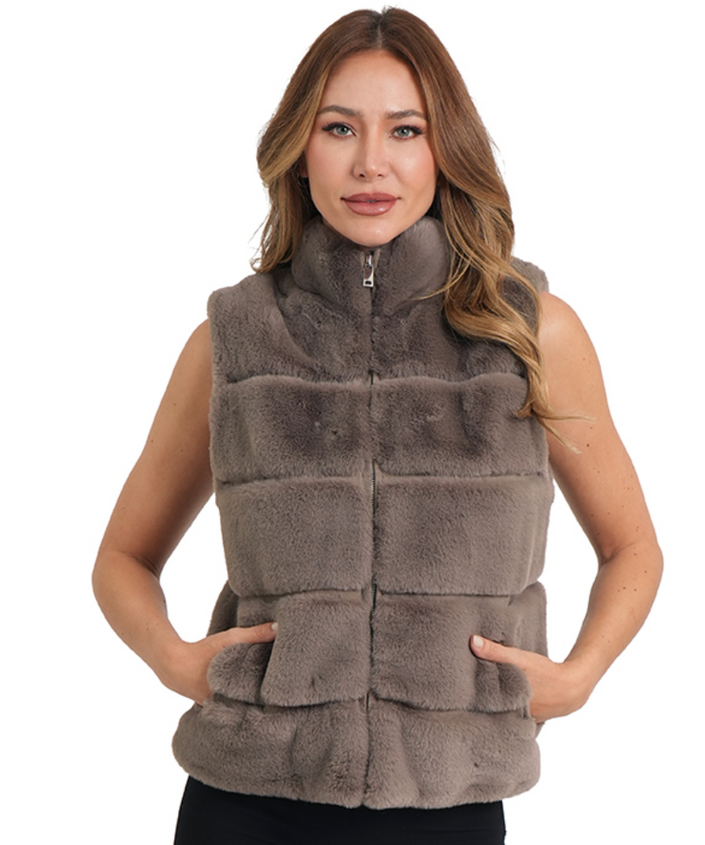 Love Token, Vince Vest