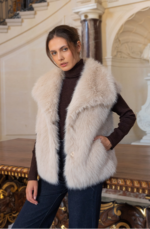 Choklate Paris, Sleeveless Faux Fur Jacket