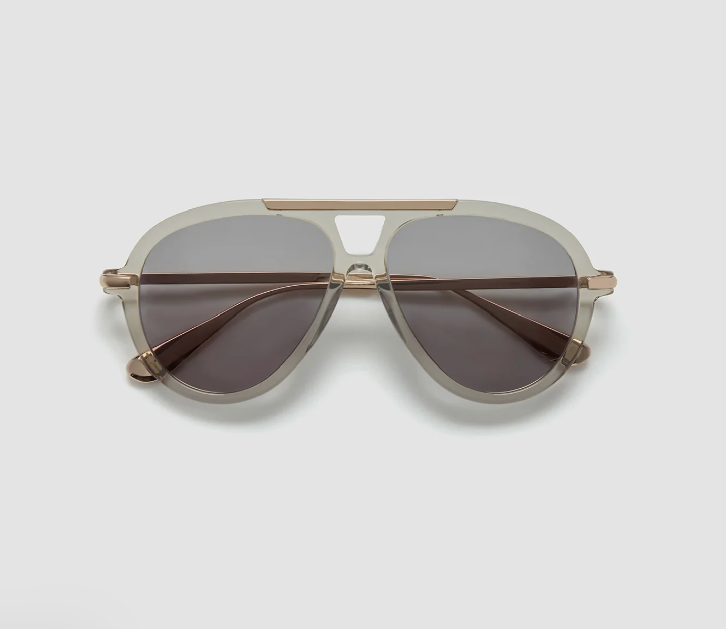 Past Midnight, The Luxe