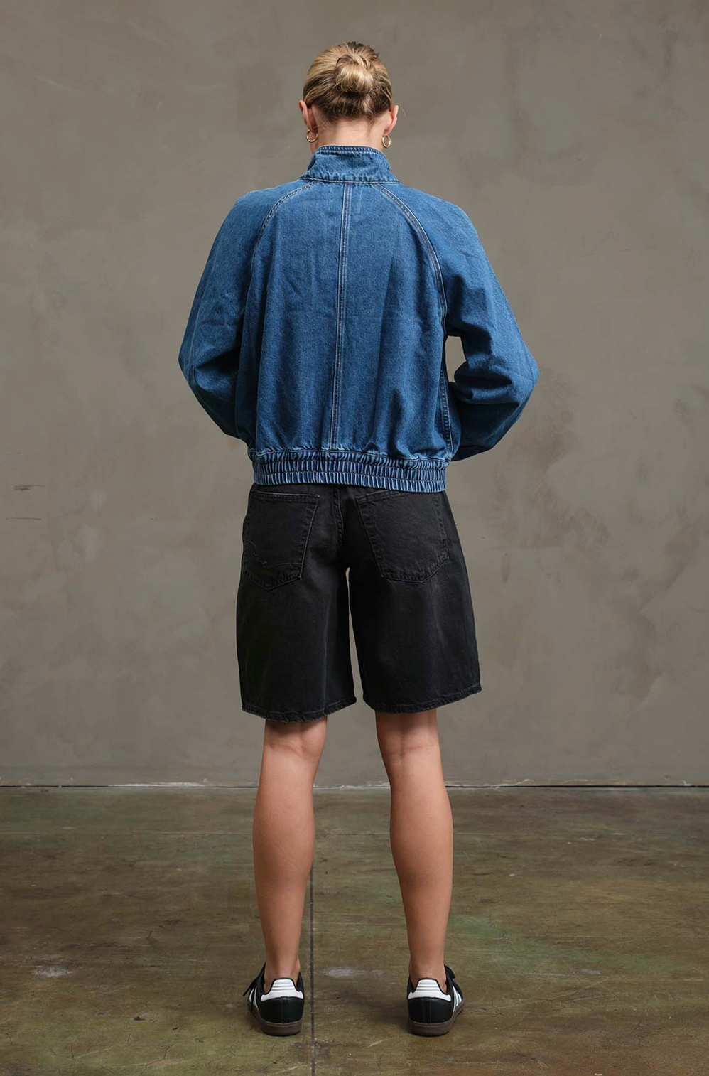 le field, Washed Denim Bomber Jacket