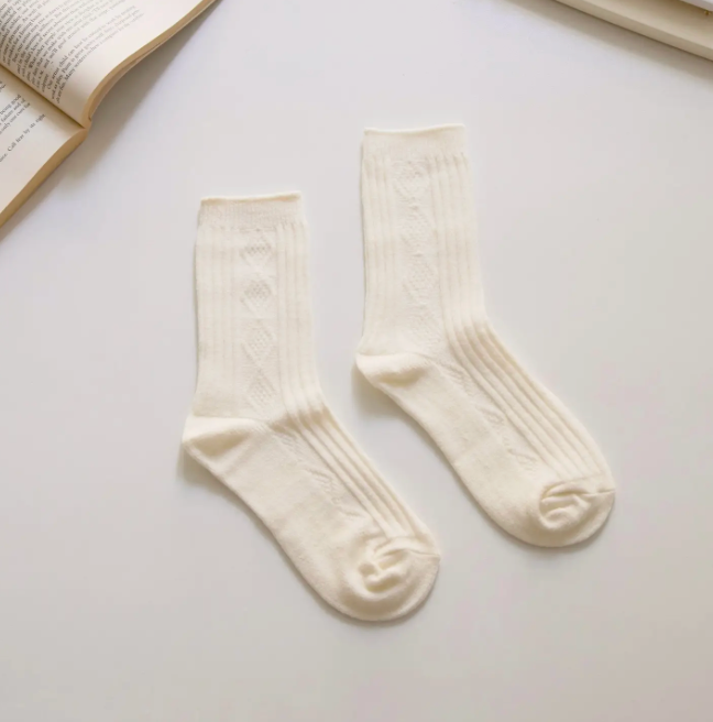 A + R, Cashmere Crew Socks