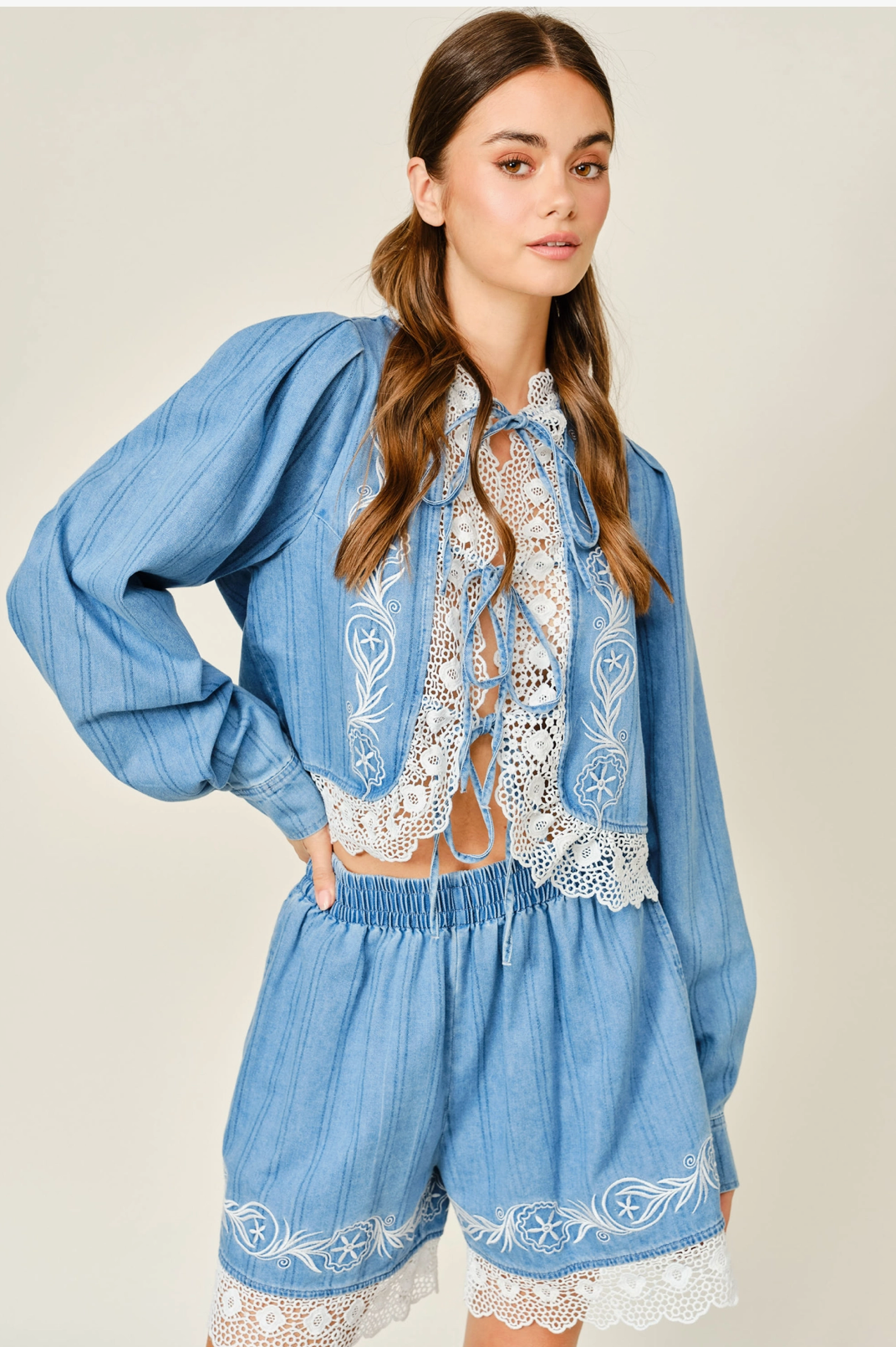 le field, The Lana Top