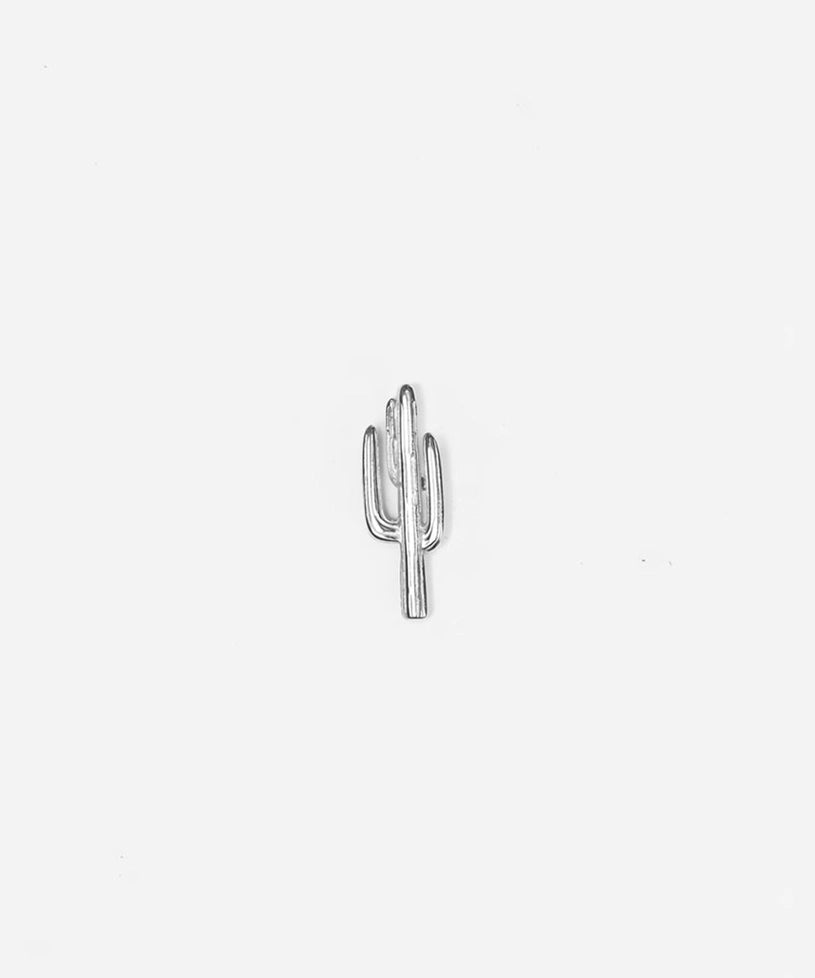 AR, Hat Pins