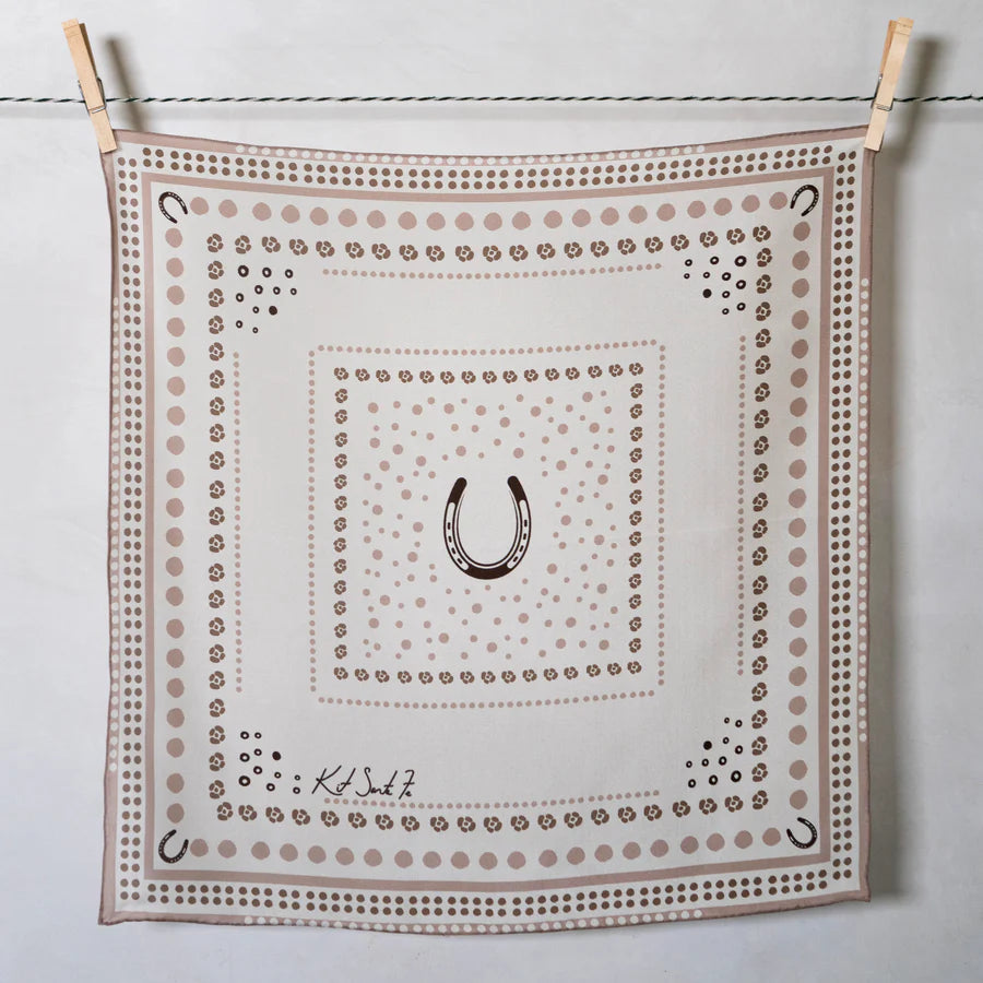 Kit Santa Fe, Horseshoe Bandana