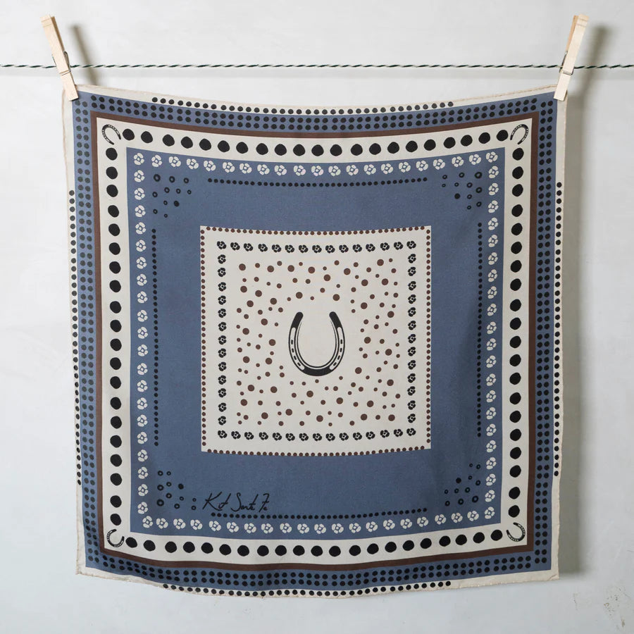 Kit Santa Fe, Horseshoe Bandana