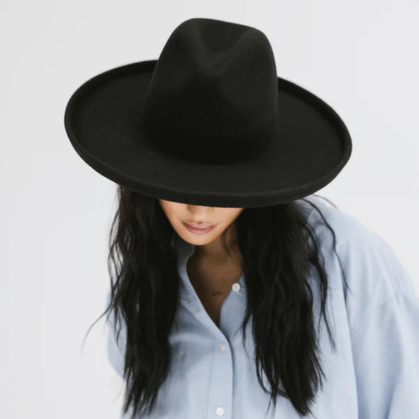 Gigi Pip, Maude Pencil Brim, Black