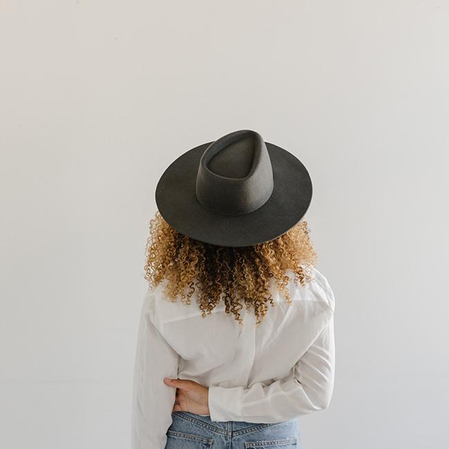 Gigi Pip, Dakota Wide Brim, Dark Grey